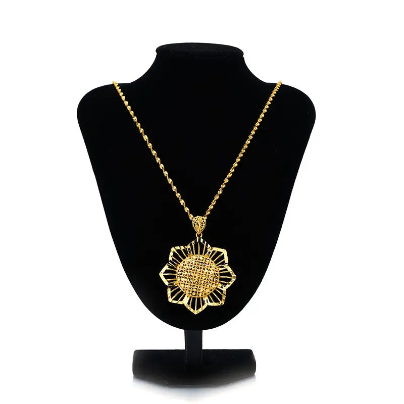 Women Gold Sunflower Pendant Retro Ethnic Jewelry